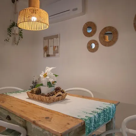 Holiday home La Casetta. Feel At Home. *