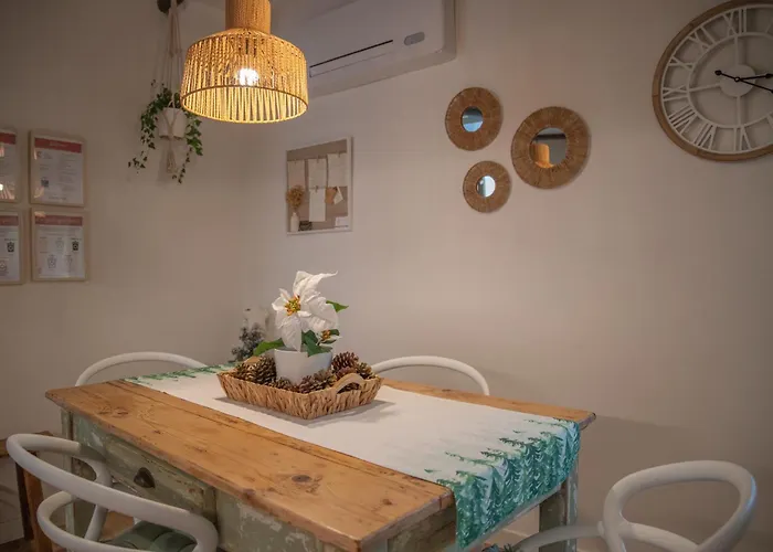 Casa vacanze La Casetta. Feel At Home. *